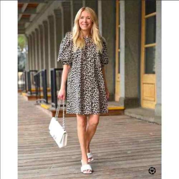 H&M Collared Leopard Print Button Up Puff Sleeve Mini Dress Size S EUC - Picture 2 of 14